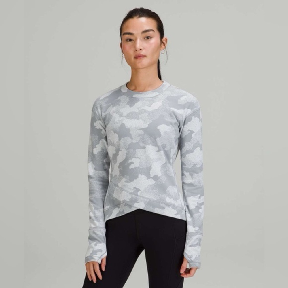 Lululemon close to crossing long sleeve size 6